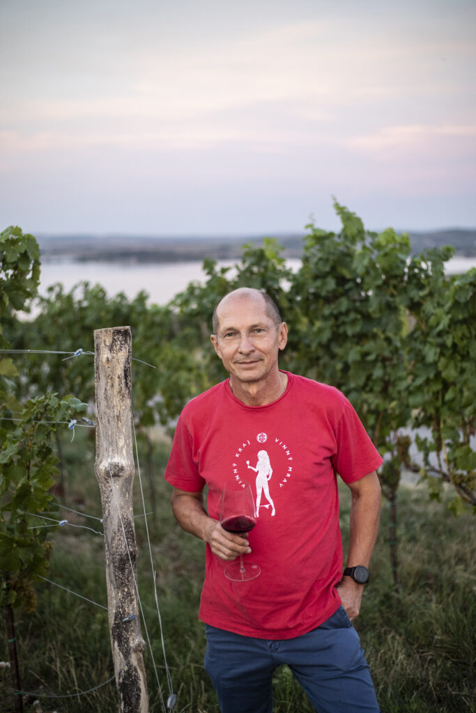 Víno Přátelé Pavlova